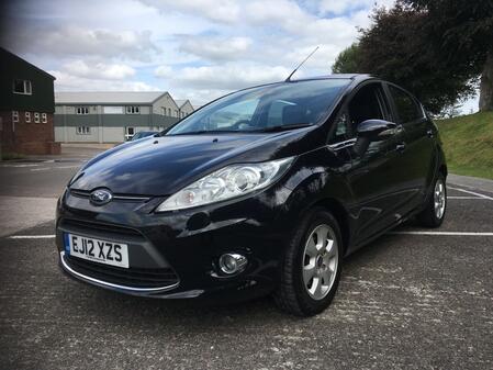 FORD FIESTA 1.6 TDCi ECOnetic DPF Titanium