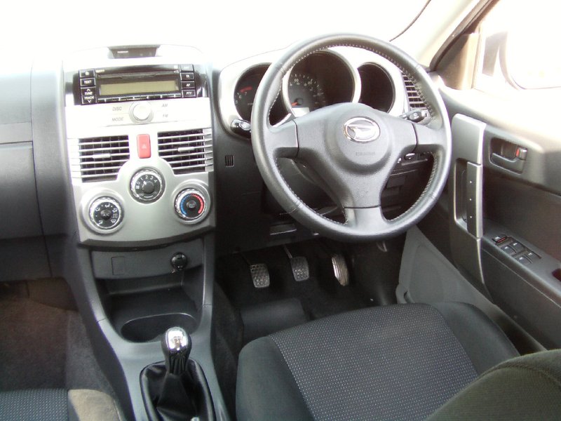 DAIHATSU TERIOS